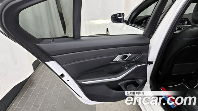 BMW 3-Series 320i M Sport