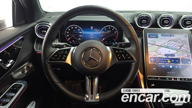 Mercedes-Benz GLC-Class GLC300 4MATIC Avnatgarde Coupe