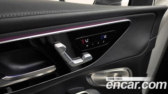 Mercedes-Benz GLC-Class GLC300 4MATIC Avnatgarde Coupe