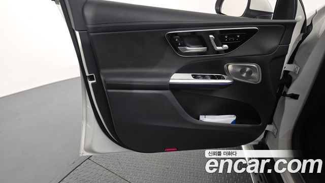 Mercedes-Benz GLC-Class GLC300 4MATIC Avnatgarde Coupe