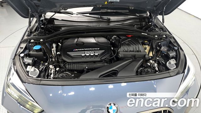 BMW 2-Series M235i xDrive