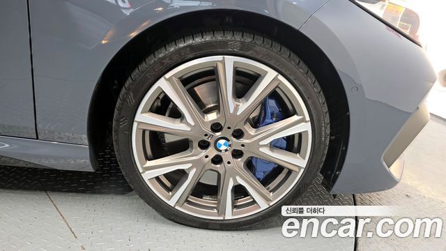 BMW 2-Series M235i xDrive