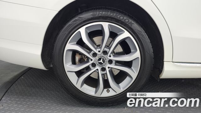 Mercedes-Benz C-Class C350e