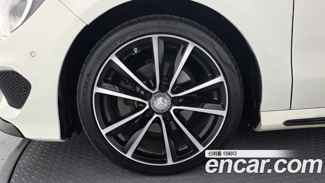 Mercedes-Benz CLA-Class CLA200 d