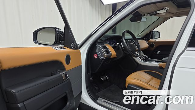 Land Rover Range Rover Sport 3.0 SDV6 HSE Dynamic
