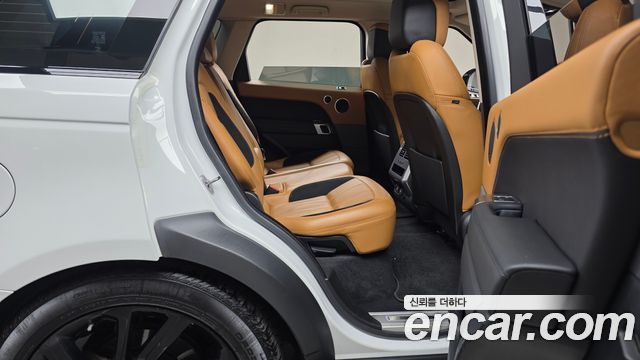 Land Rover Range Rover Sport 3.0 SDV6 HSE Dynamic