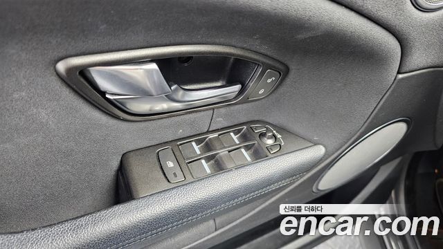 Land Rover Range Rover Evoque 2.0 TD4 SE