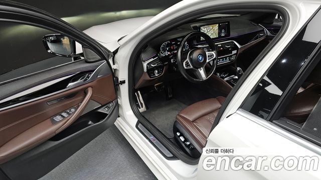 BMW 5-Series 530e M Sport