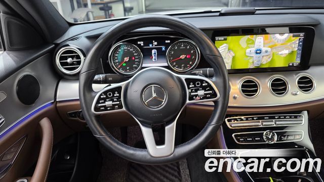 Mercedes-Benz E-Class E300 Avantgarde