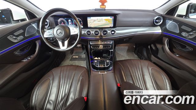 Mercedes-Benz CLS-Class CLS300d AMG Line