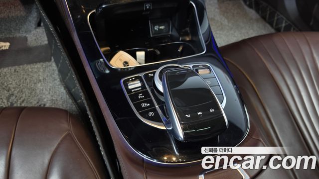 Mercedes-Benz CLS-Class CLS300d AMG Line
