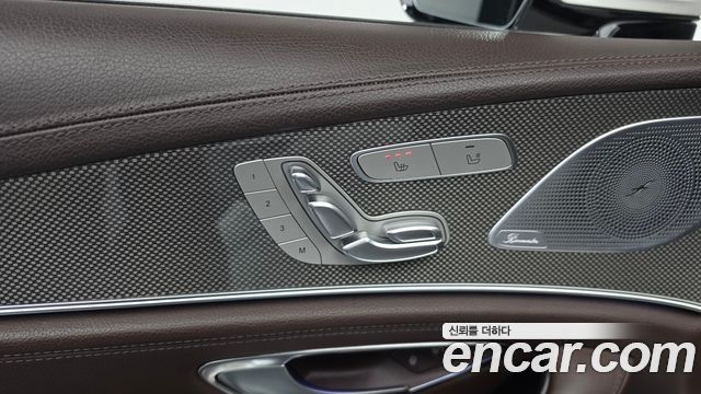 Mercedes-Benz CLS-Class CLS300d AMG Line