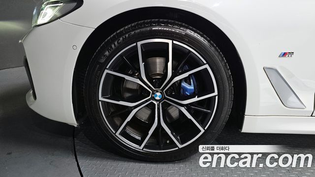 BMW 5-Series 530i M Sport Package