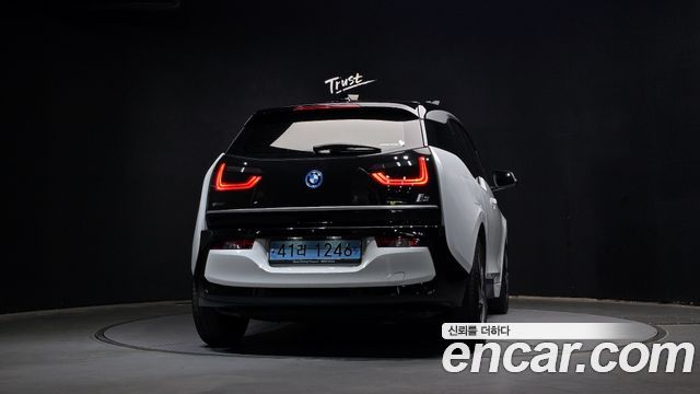 BMW i3 LUX