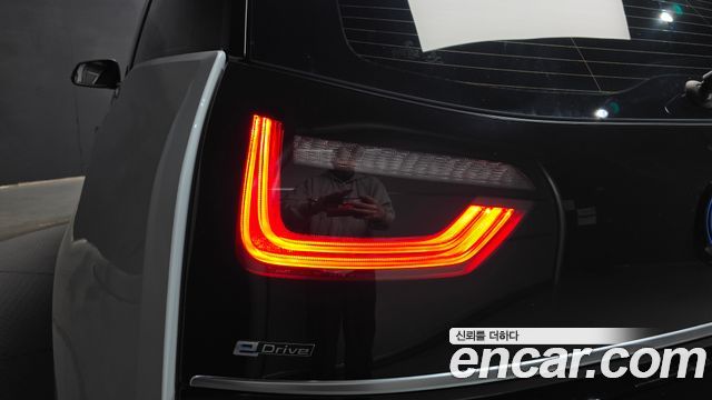 BMW i3 LUX