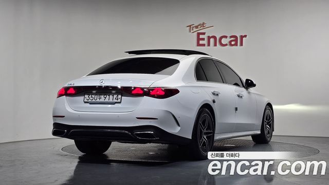 Mercedes-Benz E-Class E200 AMG Line