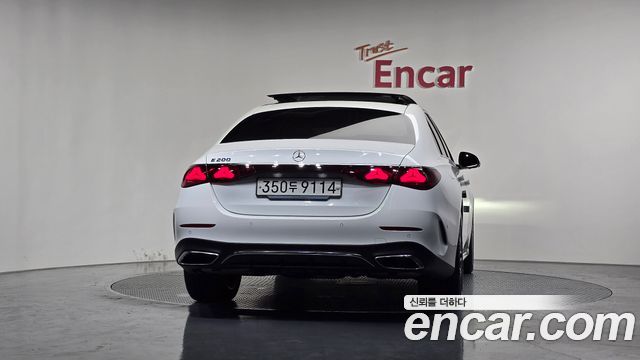 Mercedes-Benz E-Class E200 AMG Line