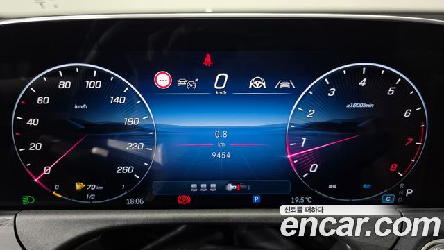 Mercedes-Benz E-Class E200 AMG Line