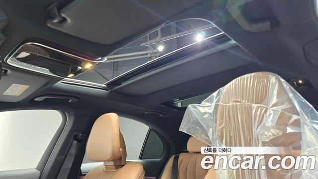 Mercedes-Benz E-Class E200 AMG Line