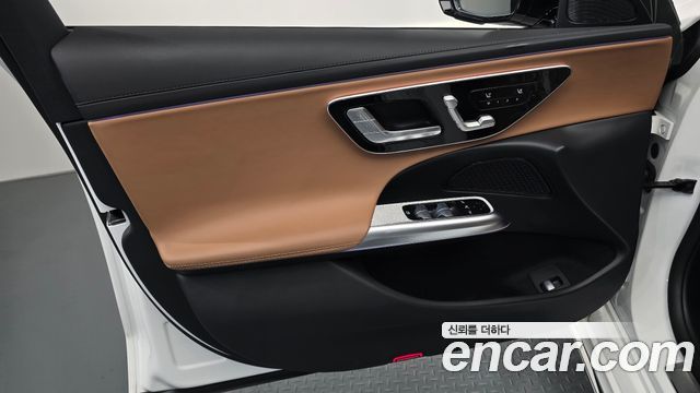 Mercedes-Benz E-Class E200 AMG Line