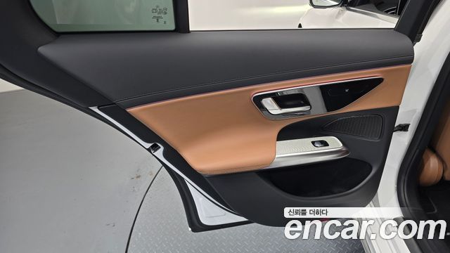 Mercedes-Benz E-Class E200 AMG Line