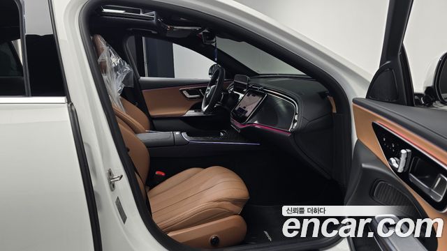 Mercedes-Benz E-Class E200 AMG Line