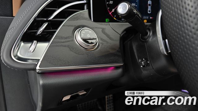 Mercedes-Benz E-Class E200 AMG Line