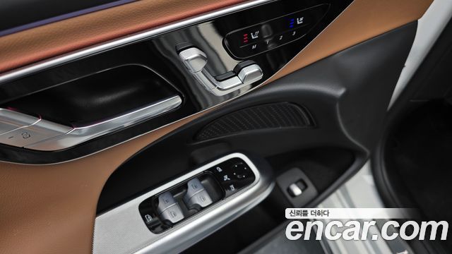 Mercedes-Benz E-Class E200 AMG Line