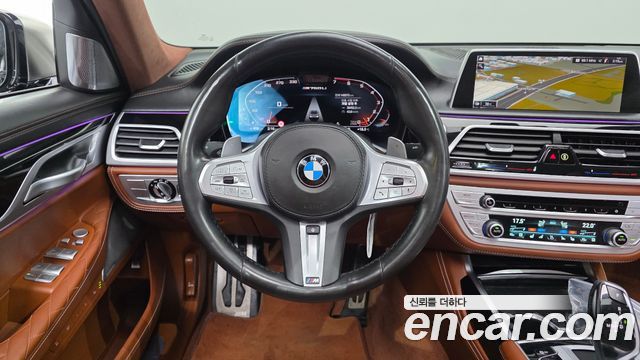 BMW 7-Series M760Li xDrive