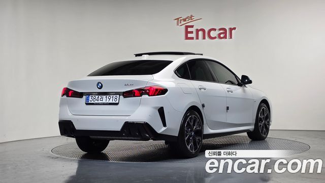BMW 2-Series 220 M Sport