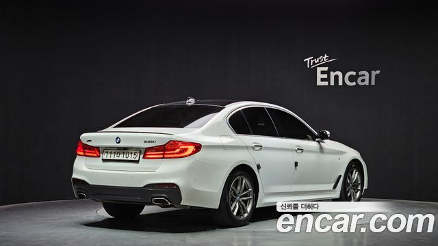 BMW 5-Series 530i M Sport Package Plus