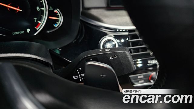 BMW 5-Series 530i M Sport Package Plus
