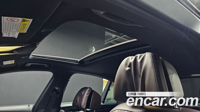 BMW 5-Series 530i M Sport Package Plus