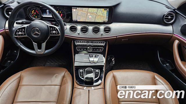 Mercedes-Benz E-Class E300 Avantgarde