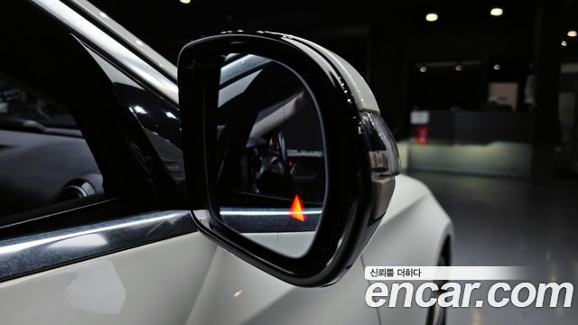 Mercedes-Benz E-Class E300 Avantgarde