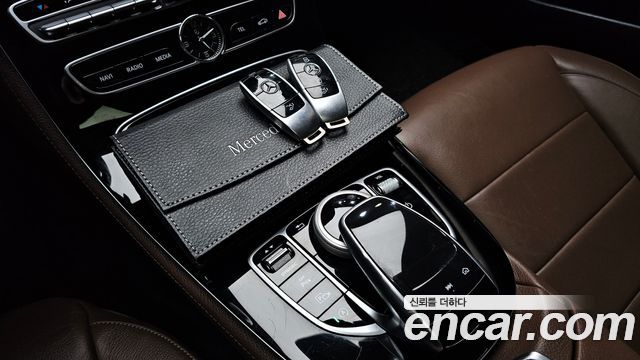 Mercedes-Benz E-Class E300 Avantgarde