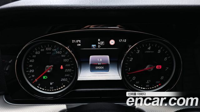 Mercedes-Benz E-Class E300 Avantgarde