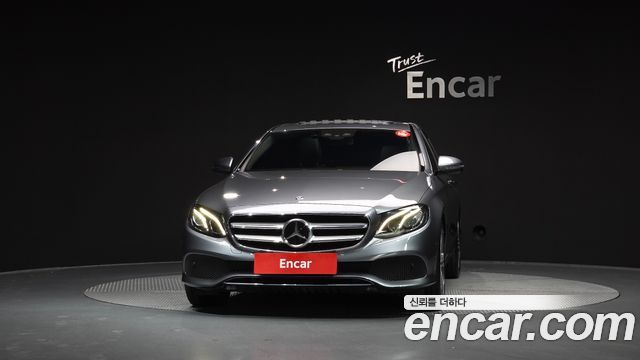 Mercedes-Benz E-Class E300 Avantgarde