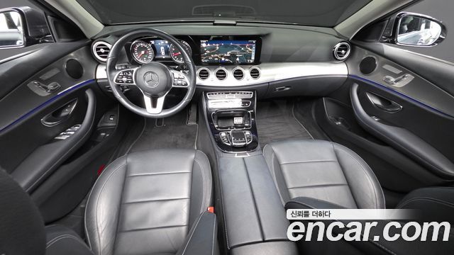 Mercedes-Benz E-Class E300 Avantgarde