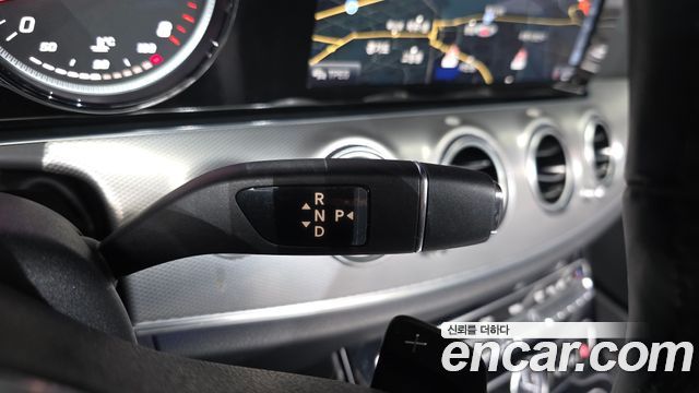 Mercedes-Benz E-Class E300 Avantgarde