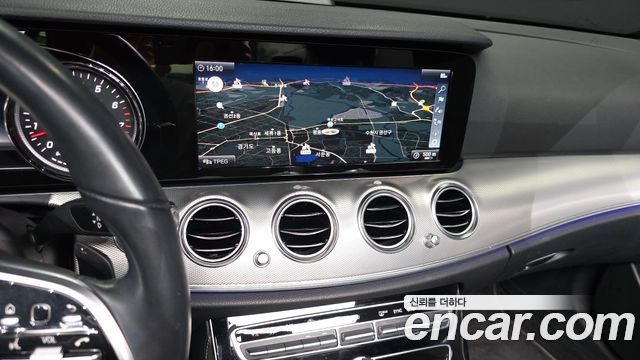Mercedes-Benz E-Class E300 Avantgarde