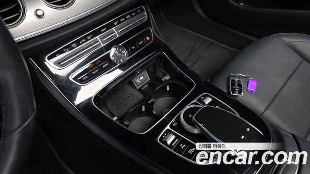 Mercedes-Benz E-Class E300 Avantgarde