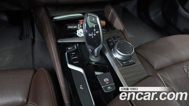 BMW 5-Series 520d Luxury Plus