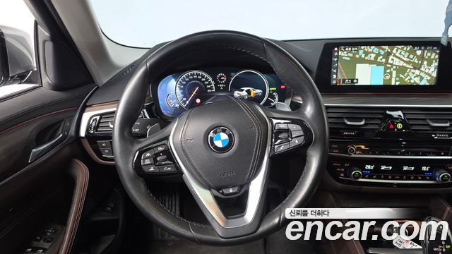 BMW 5-Series 520d Luxury Plus