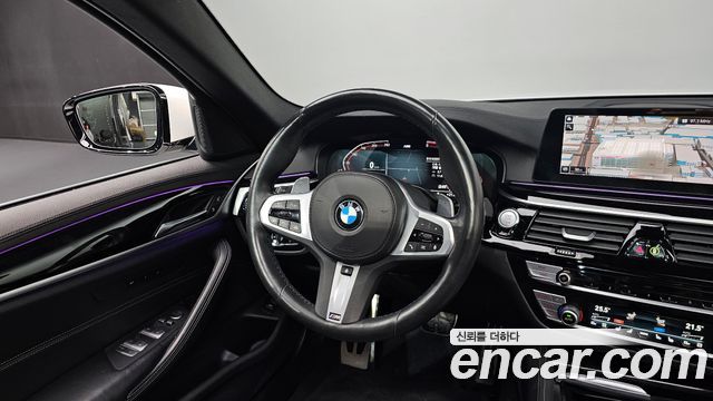 BMW 5-Series 520d xDrive M Sport Package Plus