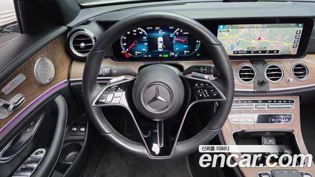 Mercedes-Benz E-Class E300e 4MATIC Exclusive