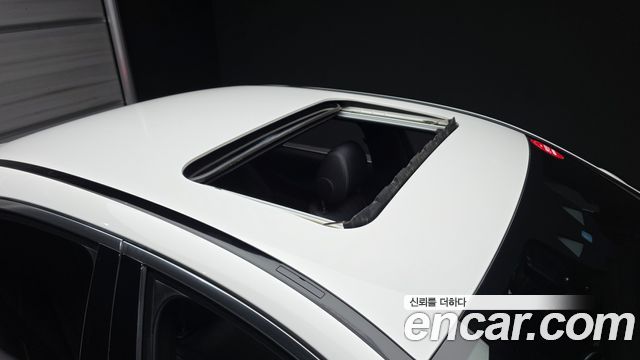 Mercedes-Benz E-Class E300e 4MATIC Exclusive