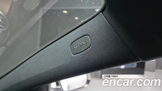 Mercedes-Benz E-Class E300e 4MATIC Exclusive