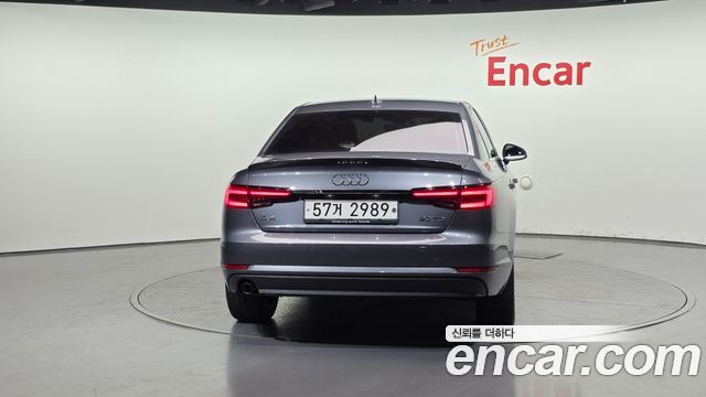 Audi A4 30 TDI