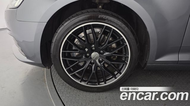 Audi A4 30 TDI
